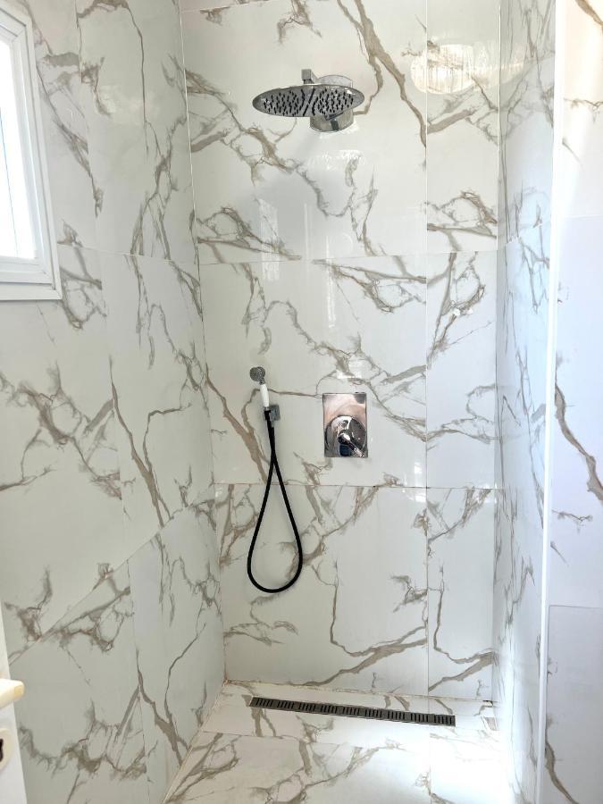 Shantell Luxury Apartment Netanja Buitenkant foto