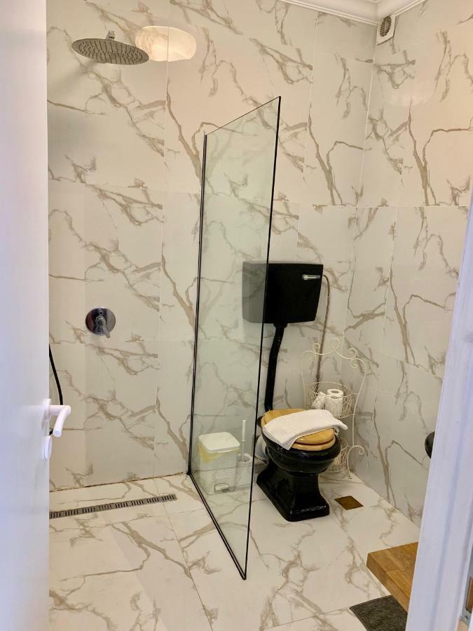 Shantell Luxury Apartment Netanja Buitenkant foto